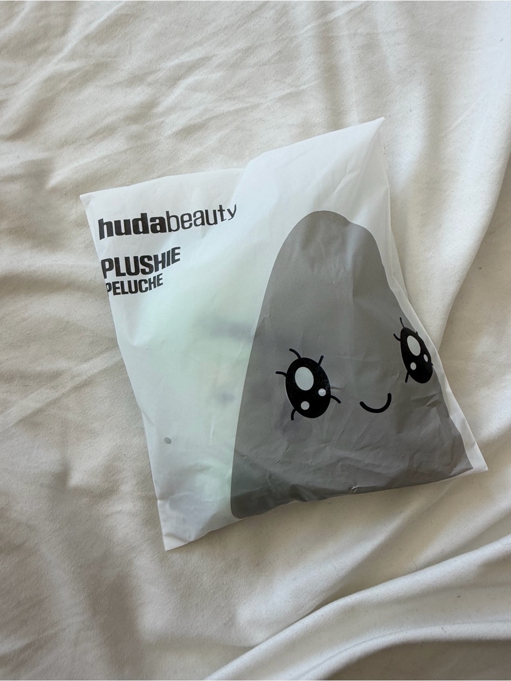 Huda Beauty Mint Plush Keychain Charm - Picture 3 of 4